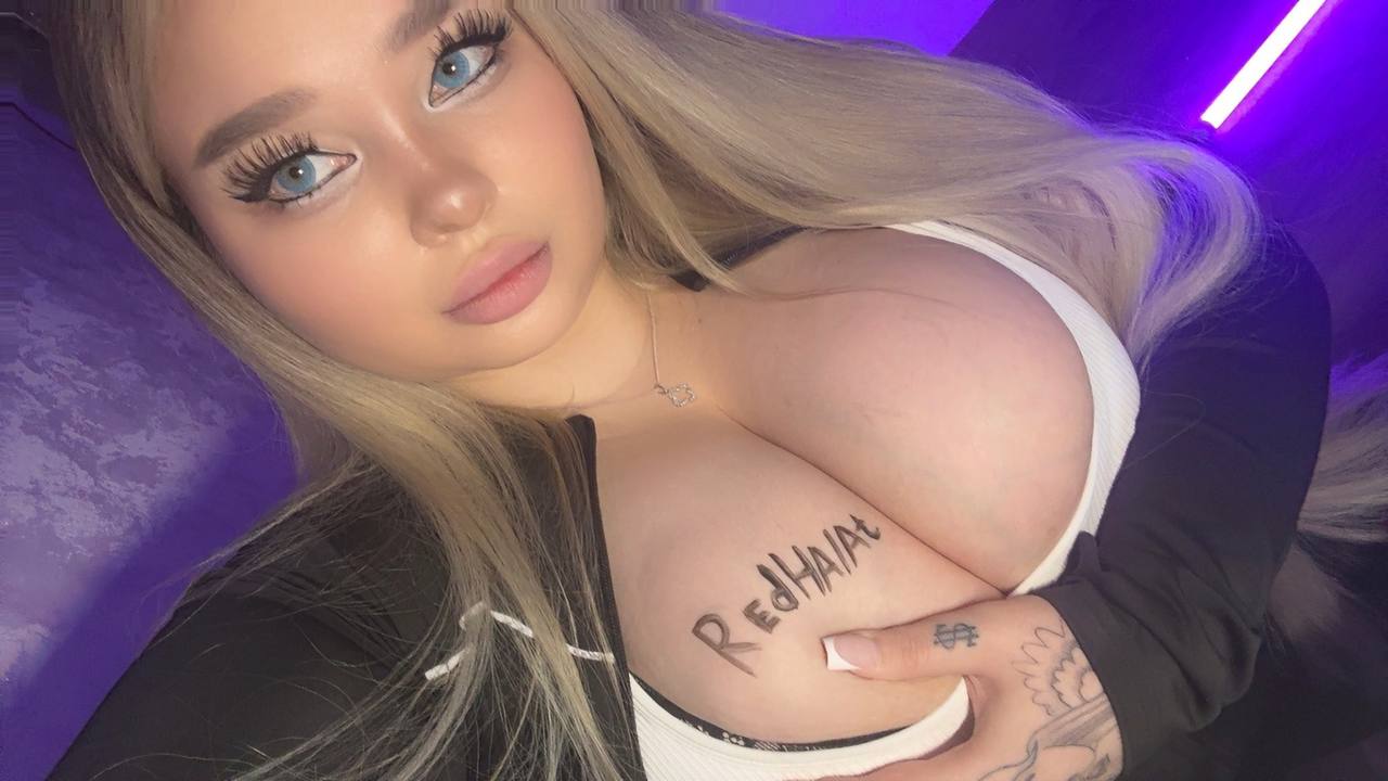 Махровый красный халат